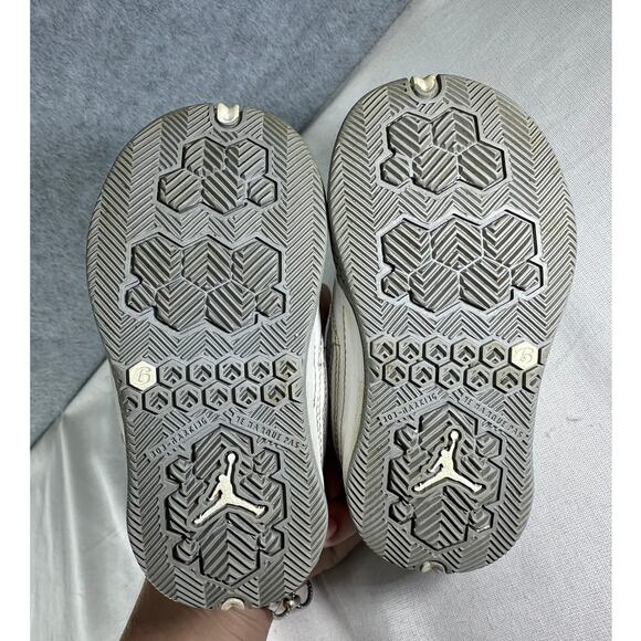 Nike Jordan Flight 23 White Infant Toddler 6C Elastic Sneaker - Picture 5 of 7